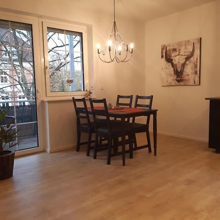 Ferienwohnung In Hohen Neuendorf Bei Berlin, Zentral Gelegen Exterior foto
